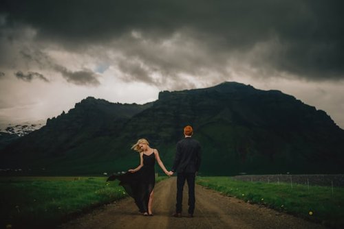 Breathtaking Wedding Photographs Make a Great Case for Eloping in Iceland
