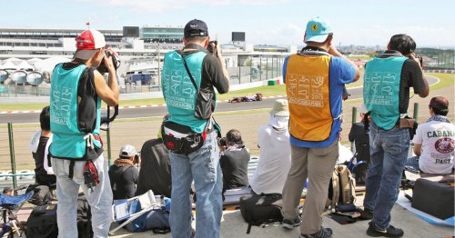 Japan Formula 1 Race Sells Special Tickets for Amateur Photographers