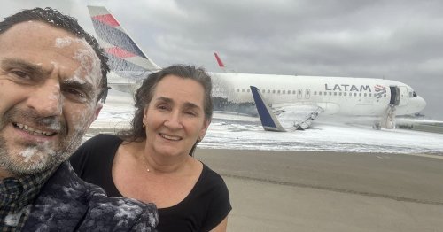 Couple Take Selfie Just After Surviving Plane Crash That Killed Two People
