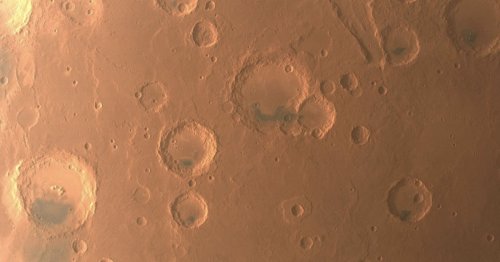 Detailed Photos of Mars Captured by China’s Tianwen-1 Probe