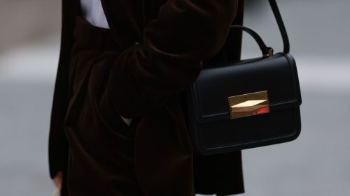 Laut Französinnen: Diese elegante Luxus-Tasche von Aigner sollte jede Modeliebhaberin besitzen