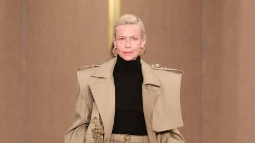 Paris Fashion Week 2024: So müssen Trenchcoats laut Balmain aussehen