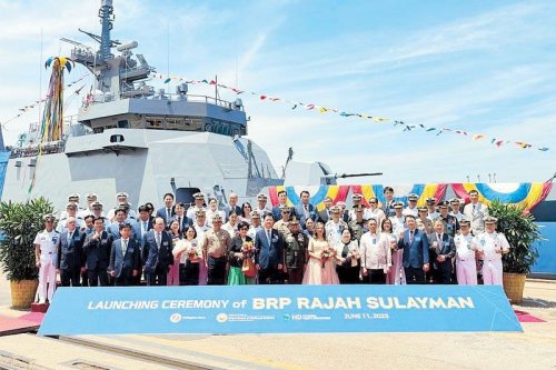 New Navy patrol ship en route to Manila