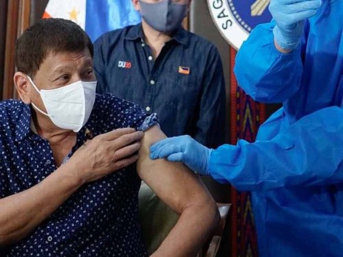Duterte says it's legal for employers to reject unvaxxed job applicants