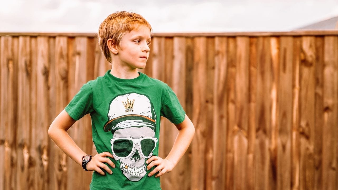 Family photos with tweens: Photographing kids who are too cool for school