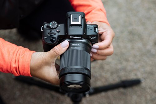 Canon: 2 neue Kameras und 2 neue Objektive in Kürze
