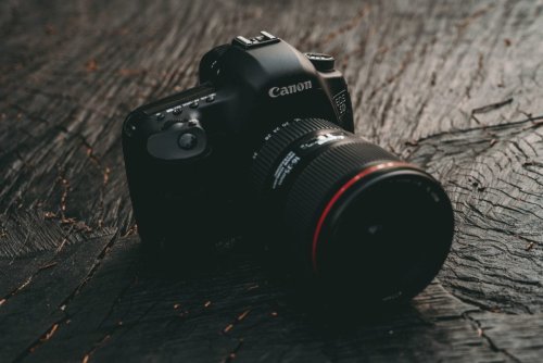 Marktanteile 2021: Canon und Sony legen zu, Nikon und OM Digital auf der Verliererseite
