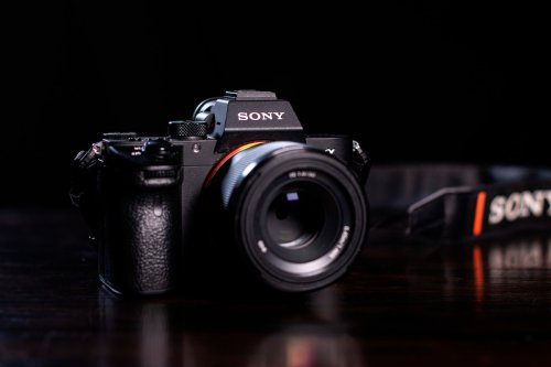 Sony: Gerücht zu neuem 24-200mm f/2.8-4.5
