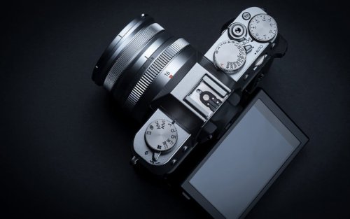 Rumeur : Fujifilm X-T50, le petit frère du X-T5 en approche ?