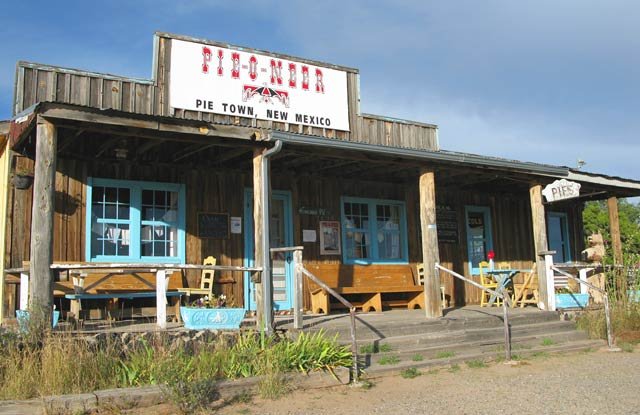 Visit the Pie-o-neer Cafe in Pie Town New Mexico, as featured in The Pie Lady of Pie Town and on Sunday Morning with Bill Geist.