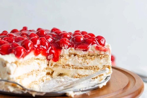 30 Potluck Desserts to Finish the Meal Deliciously