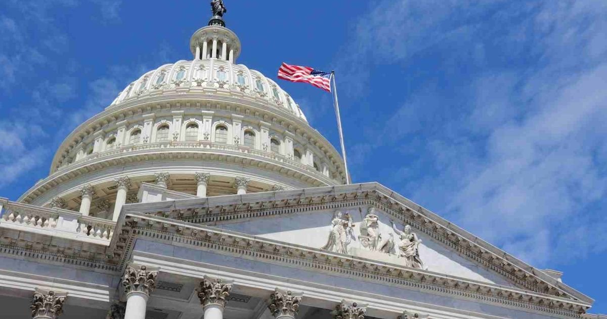 Senators introduce emergency distribution bill
