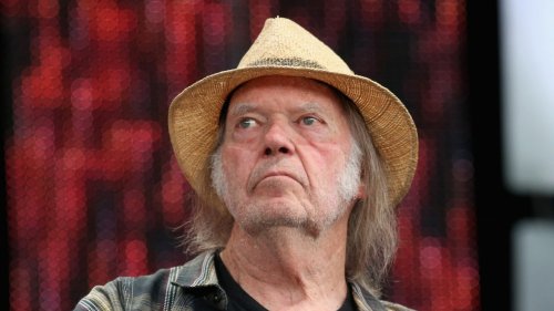 Neil Young Demands His Music Be Removed From Spotify Over “Fake Information About Vaccines”