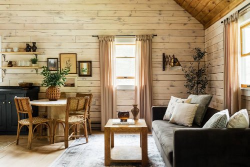 Une maison en rondins authentique rénovée dans le Maine