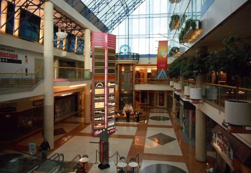Montreal Mall to Become 6,000 Housing Units
