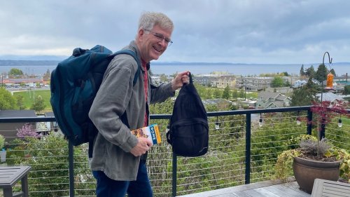 Rick Steves Recommends This Affordable Restaurant Option For A Quick Bite In Europe