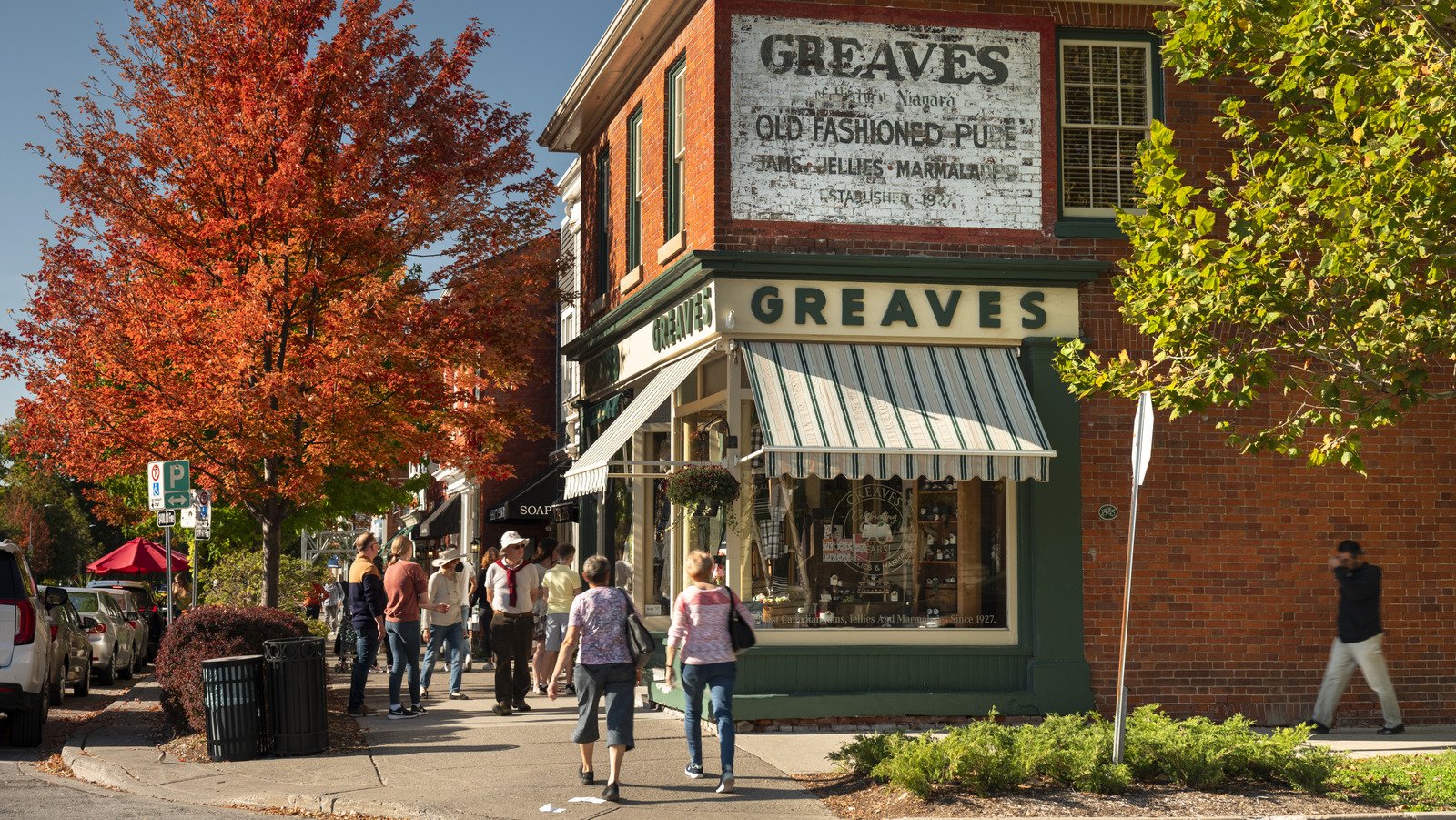 10 Fun Toronto, Canada Day Trips For A Spontaneous Getaway - cover