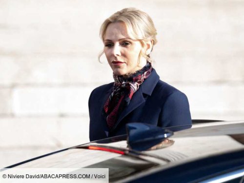 PHOTO Charlène de Monaco proche du roi des Zoulous : son physique interpelle les internautes