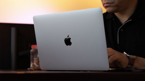 best accessories for macbook air m1