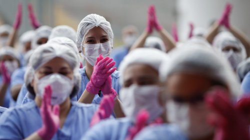 CNM reforça estimativa de 32.500 demissões com piso da enfermagem