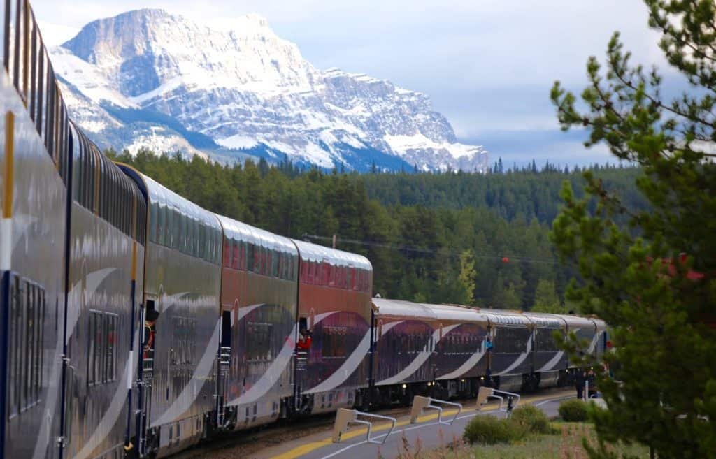 10 Things To Know Before Taking A Train Across Parts of Canada