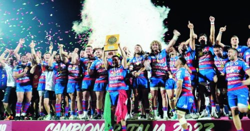 Il poster della Rugby Rovigo in regalo con La Voce