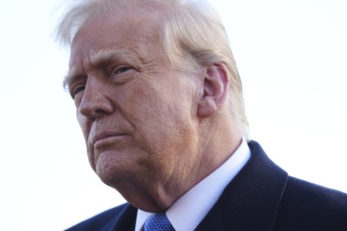 Trump administration asks Supreme Court to allow mass firings of probationary workers