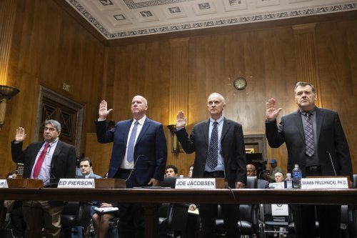 Senate Boeing hearings open with fingers pointing back at FAA