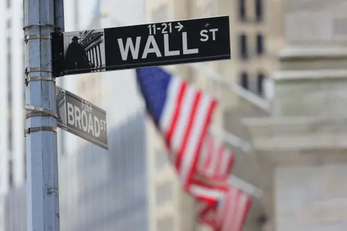 INVESTING:   U.S. STOCK  MARKET, MEME  STOCKS  & CRYPTOCURRENCIES 