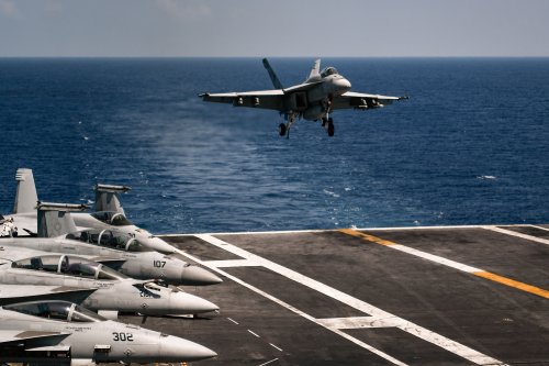 US fighter jet falls overboard while avoiding Houthi attack