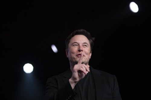Musk drops the bipartisan pose — and Republicans cheer