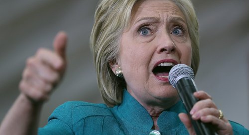 Clinton urges Trump to release tax returns