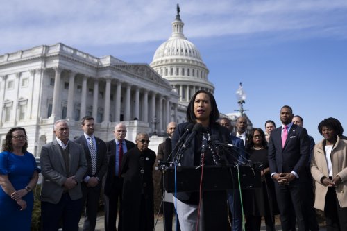 Senate passes DC budget fix after House GOP omission