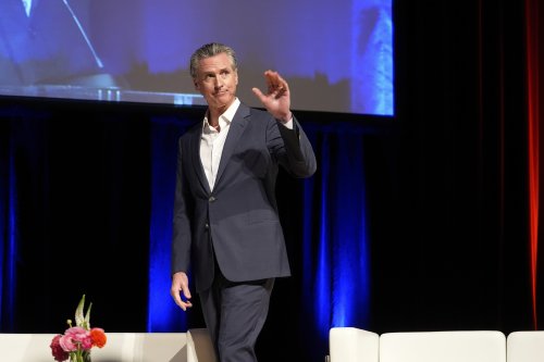 Newsom sends prepaid phones, aka 'burners,' to tech CEOs