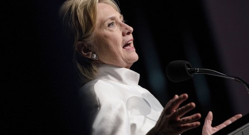 Appeals court revives suits over Hillary Clinton emails