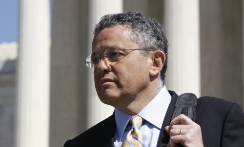 Jeffrey Toobin Got His Big Break on O.J. Simpson's Trial. He Says Trump’s Case Will Be a New Kind of Spectacle.