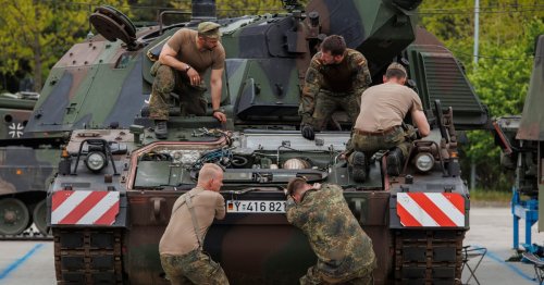 Italy mulls sending howitzers to Ukraine, says Dutch PM