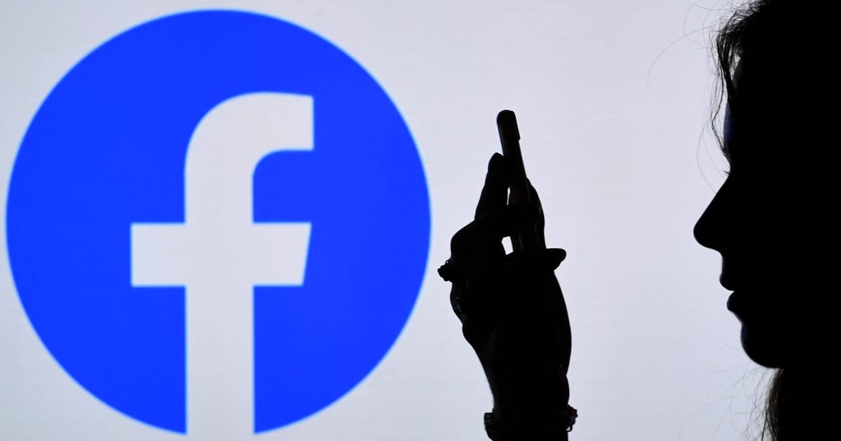 Facebook ramps up UK lobbying hires as privacy battles loom