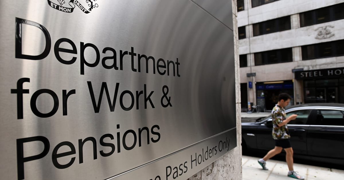 Freeze on PIP disability benefit likely to be dropped after Labour backlash