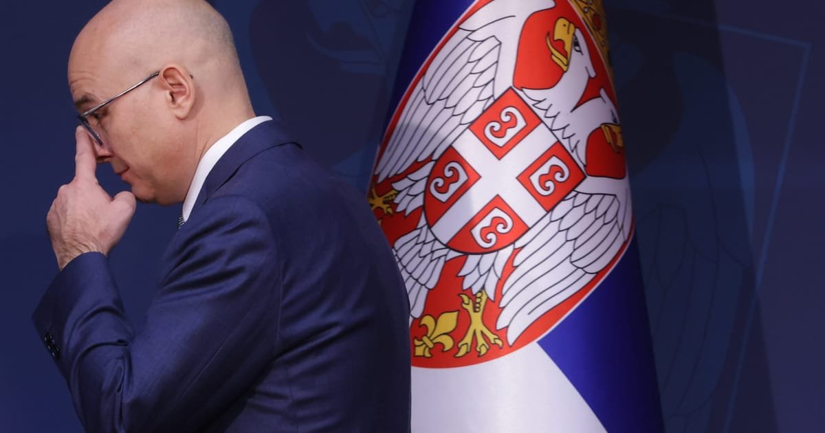 Serbia’s government resigns as Vučić floats idea of fresh elections