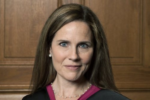 The Eyes Have It – Twitter Mercilessly Dunks on Amy Coney Barrett
