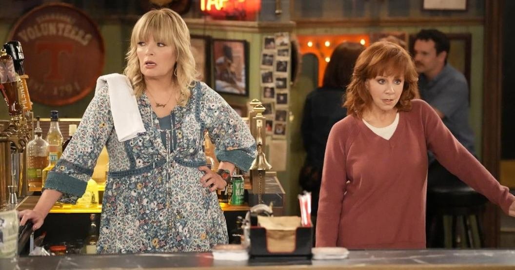 ‘Happy’s Place’ Creator Kevin Abbott Wants More ‘Reba’ Reunions in Season 2 (Exclusive)