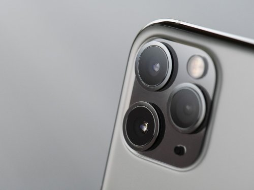 How to manage the iPhone camera’s AI effects your way