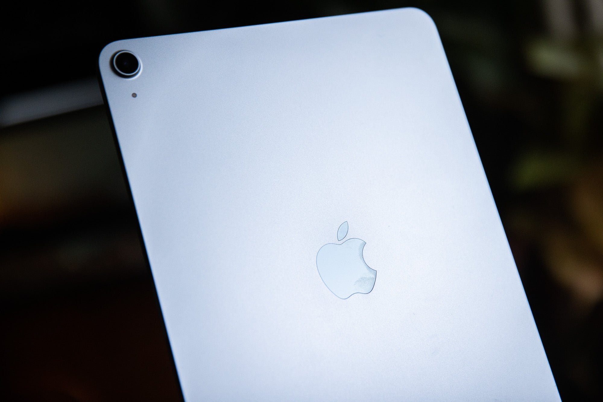 Go update your Apple gadgets right now to avoid this new security vulnerability