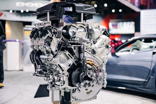 Look inside the coolest engines at the New York Auto Show