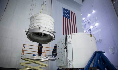 SpaceX Loads Inflatable Habitat For Launch To The Space Station