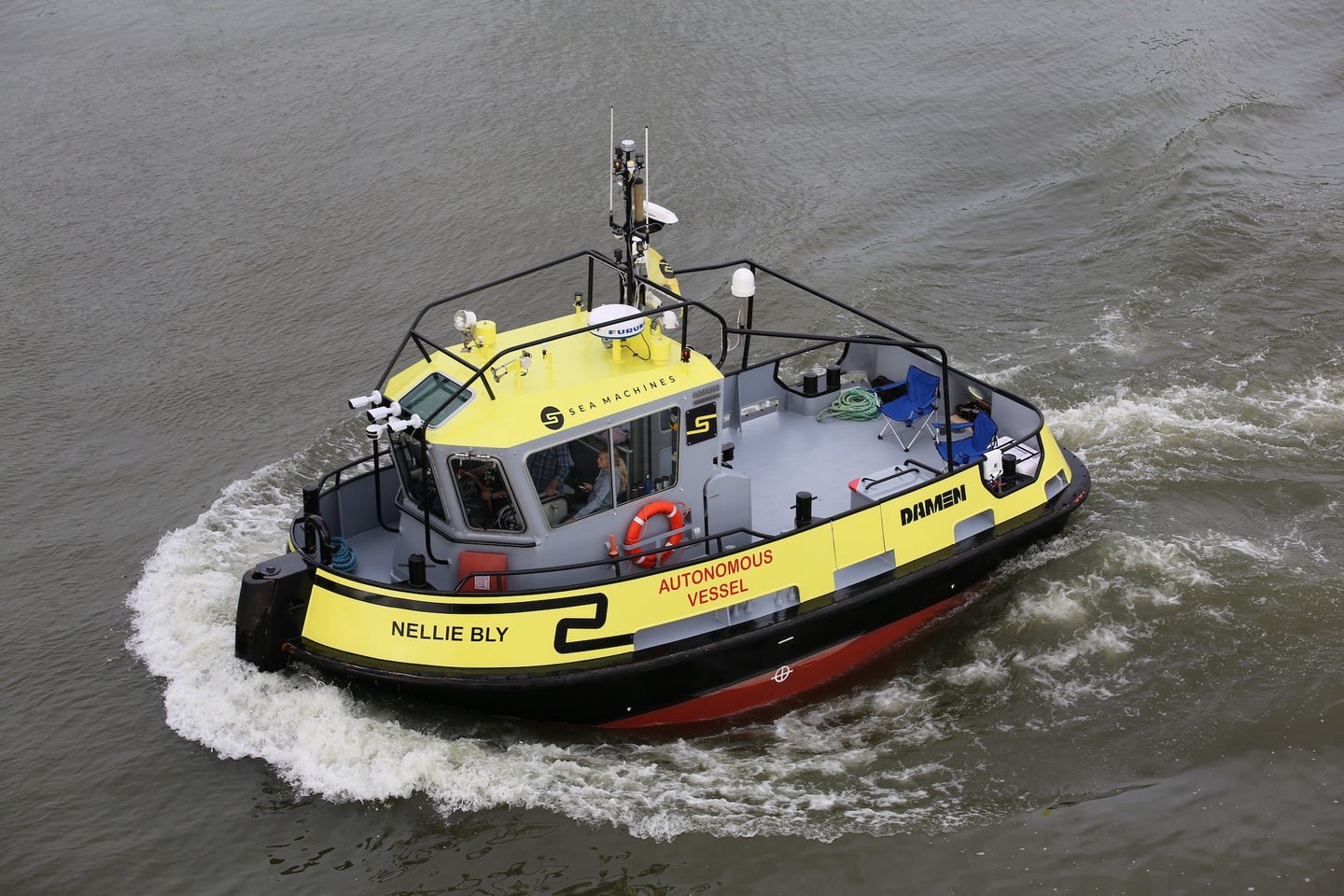 This smart tugboat is about to journey more than 1,000 miles, autonomously