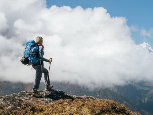 Altitude sickness can ruin your hike. Here’s how to prevent it.