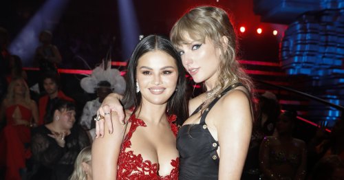 Taylor Swift and Selena Gomez Are Best-Friend Goals at the VMAs