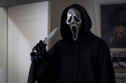 Everyone Is Thirsting Over "Scream"'s Ghostface on TikTok RN